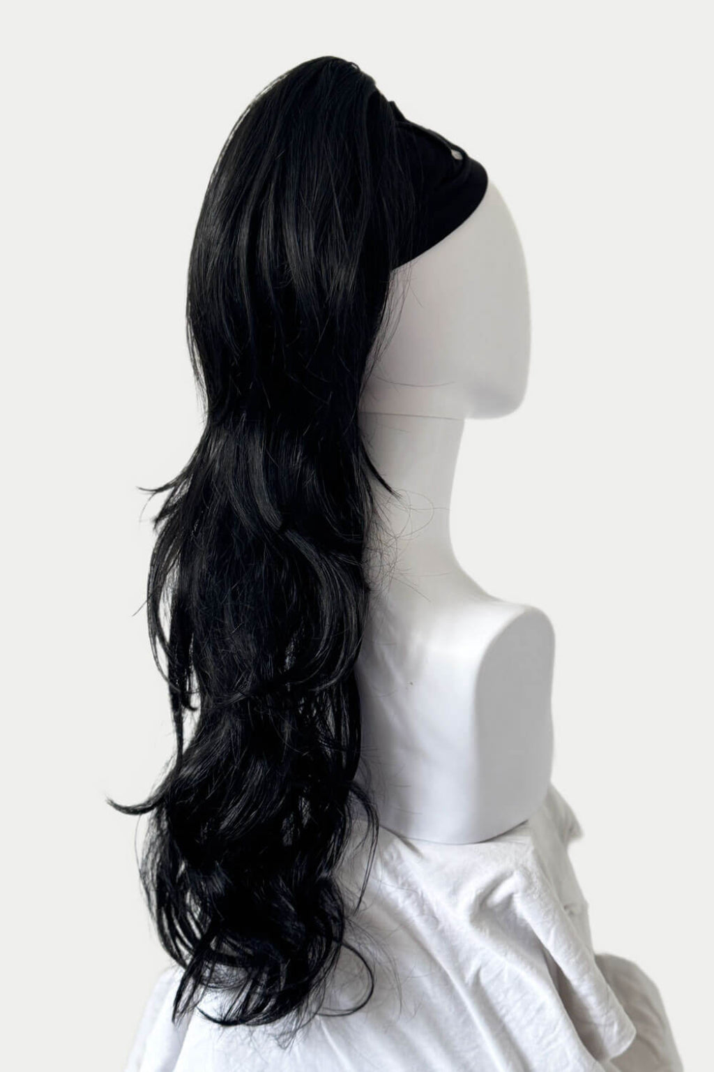 Clip-in ponytail hairpiece extension: Olivia black 1B