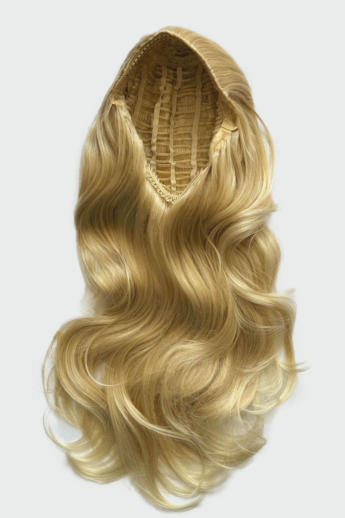 Long blonde half wig hairpiece (3/4 wig) loose curls: Frankii blonde 24BT613