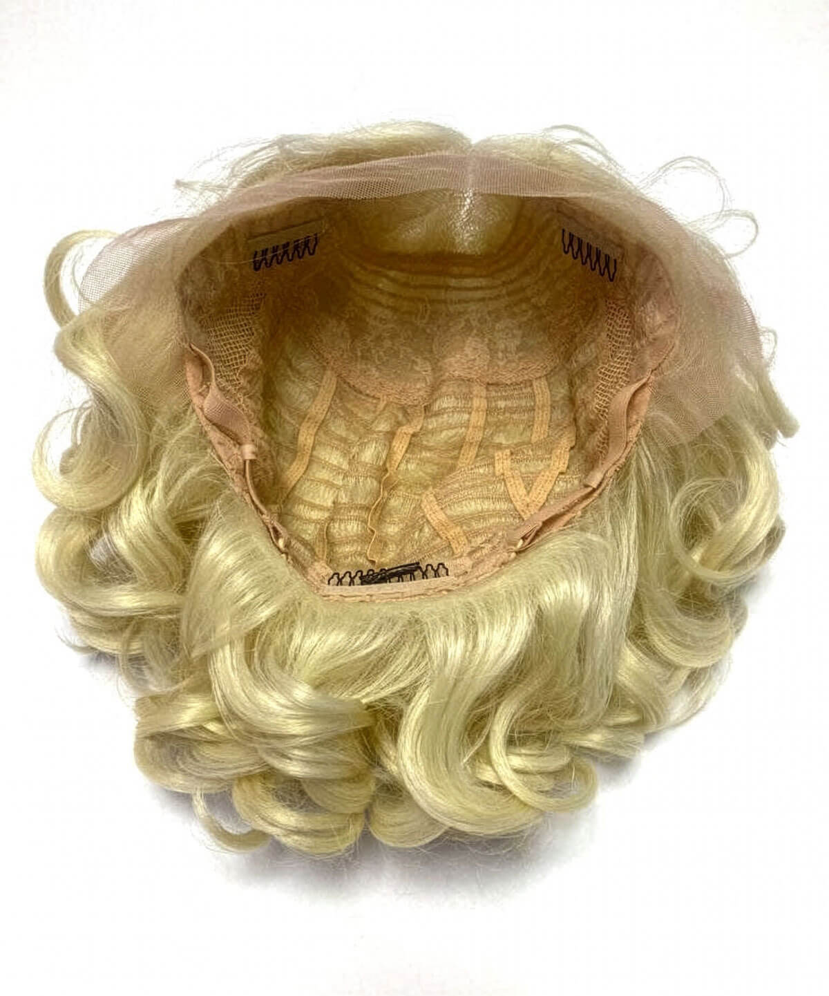 Blonde wig with a lace front on a white background. Blonde pinup wig, lace front, vintage style: Marilyn creamy blonde 613