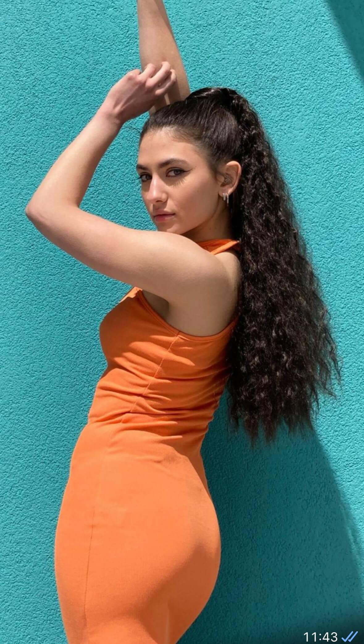 Extra long ponytail extension with long loose spirals: Kaia dark brown 4