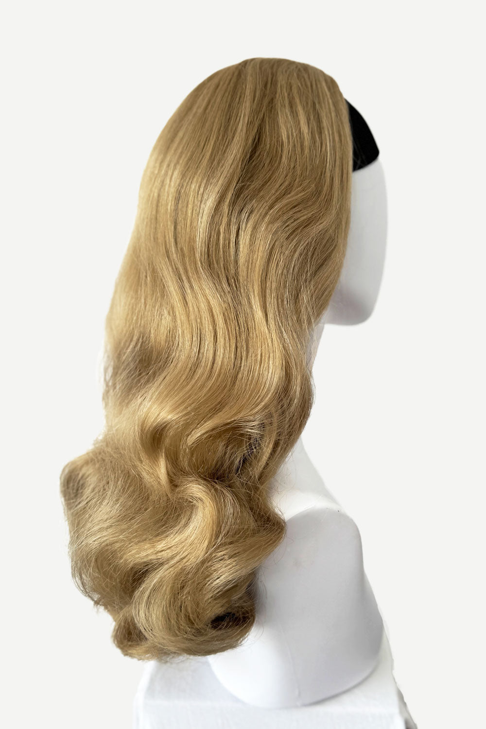 1950s style half wig hairpiece with beautiful waves: Morgana blonde 24H613