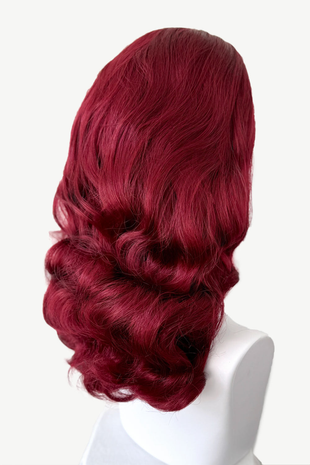 1950s style half wig hairpiece with beautiful waves: Morgana red 39