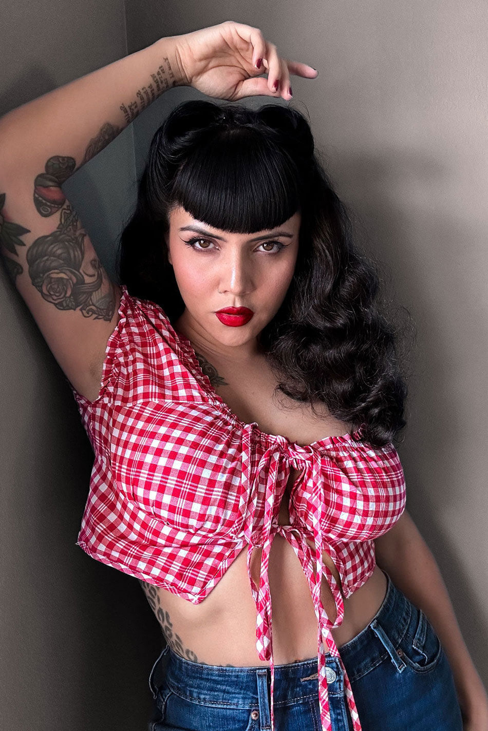 1950s style half wig hairpiece with deep finger waves: Deborah black