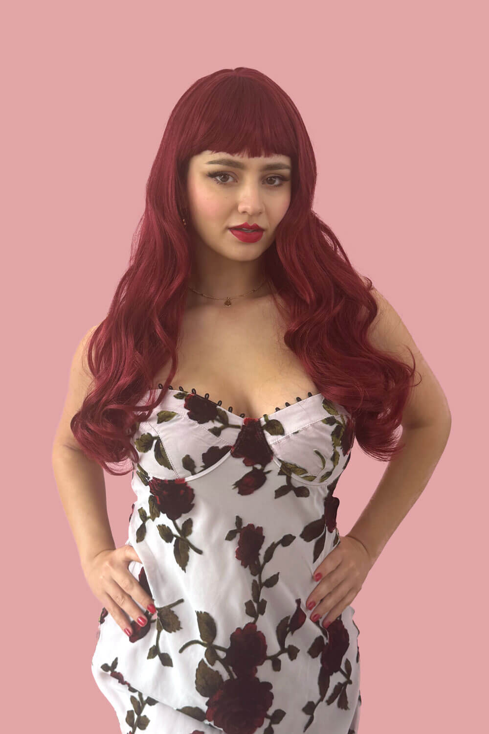 Long red wig with straight retro-style fringe: Esther