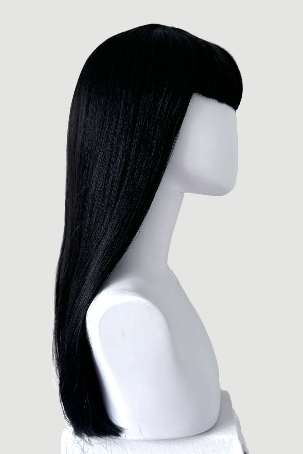 Long black wig with straight hair and a short, straight fringe: Maxine