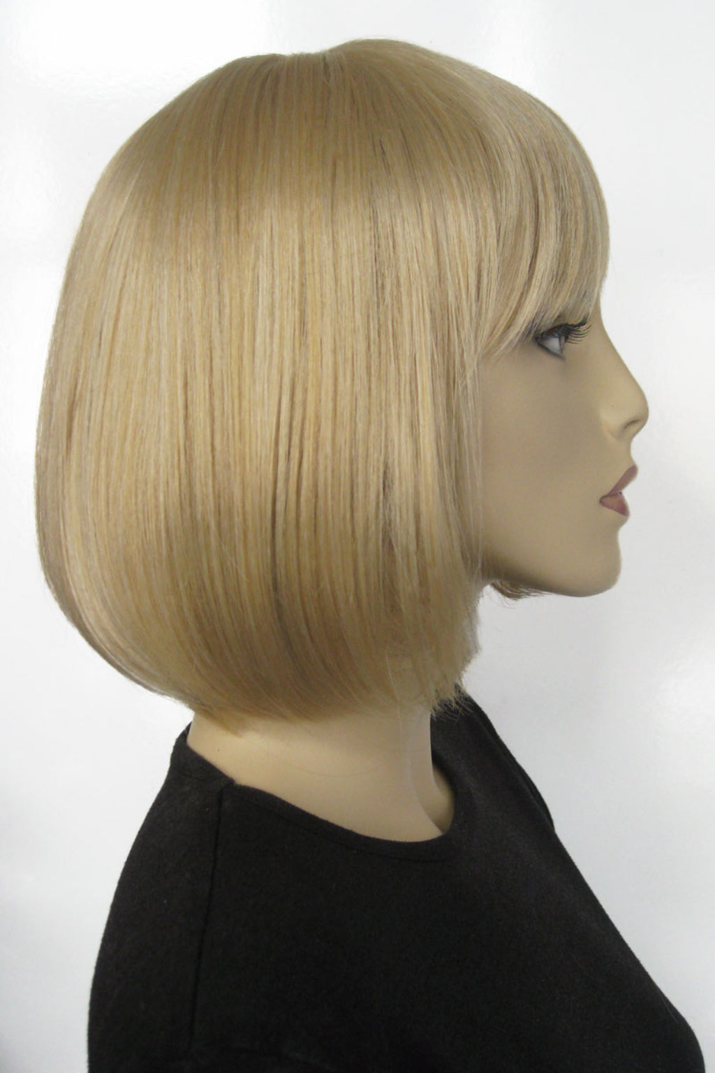 Blonde bob wig with fringe: Gracie