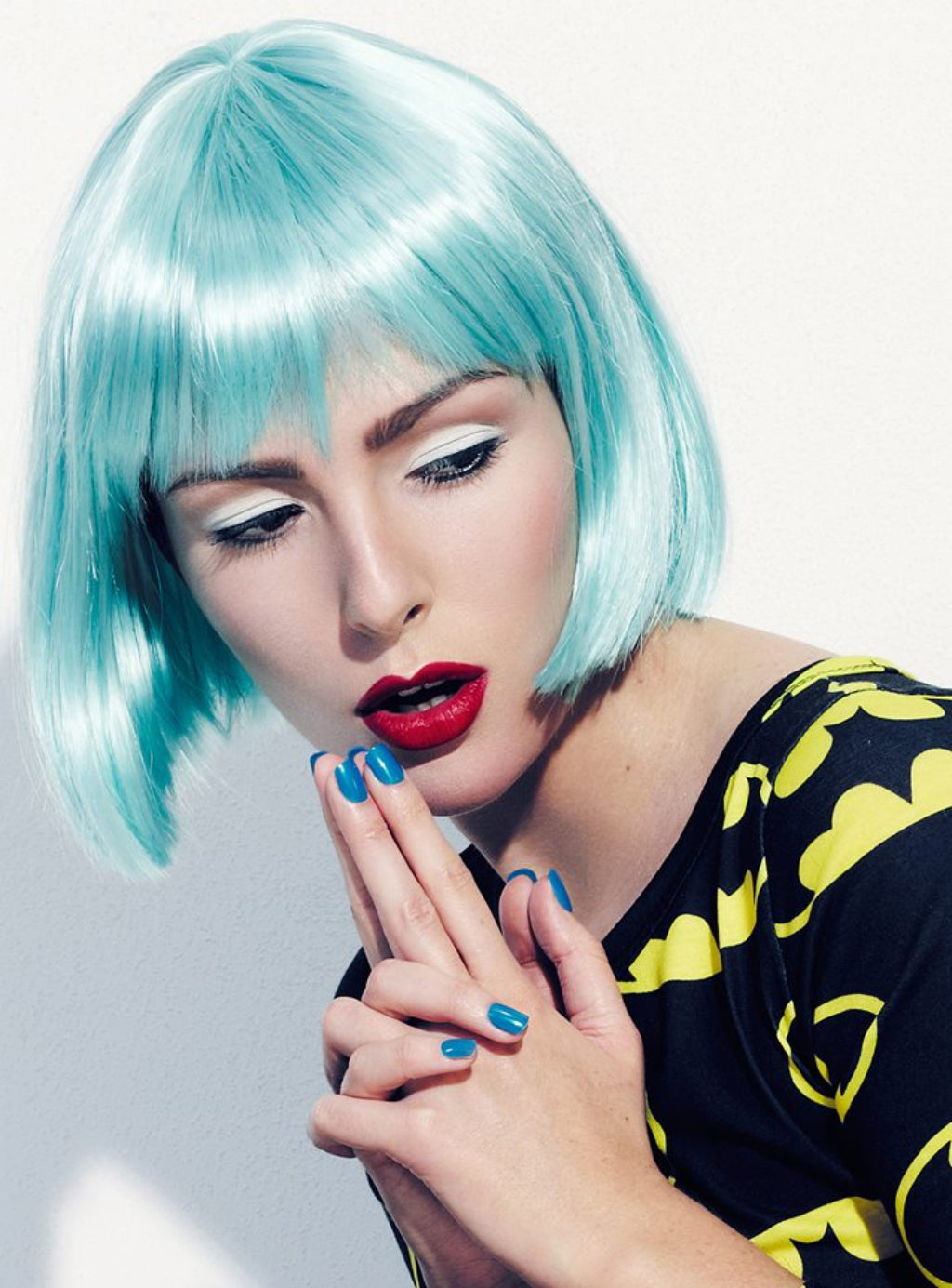 Turquoise bob wig  with full fringe: Iris